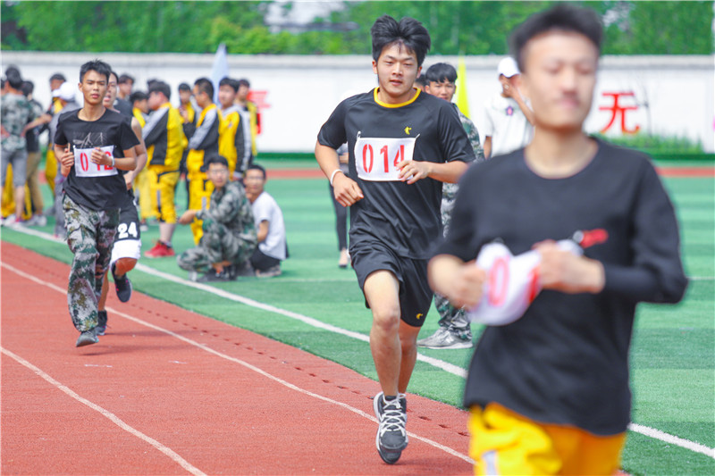  青春无畏 逐梦扬威--校园运动会19